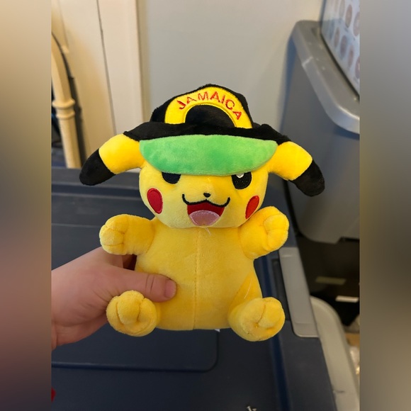 Pikachu Plush Jamaica Edition - Picture 3 of 4